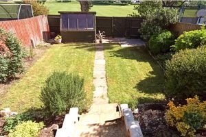 Spring Lane - Beautful Garden